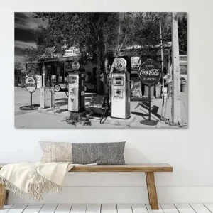 Pas Cher Route 66, Hackberry, Arizona van Henk Meijer Fotografie - NL420626M13S75x50