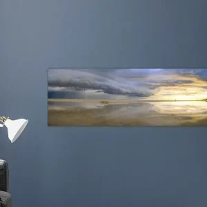 Zonsopgang op het strand van Texel met een naderende stormwolk van Sjoerd van der Wal Fotografie - NL905826M13S105x35 Prix Promo